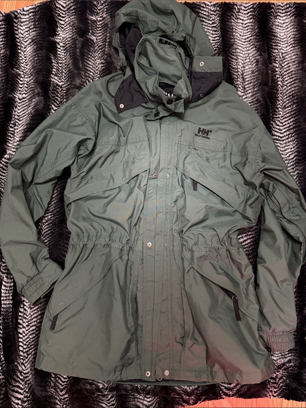 Helly Hansen Men's Dark Olive Hooded Waterproof Raincoat